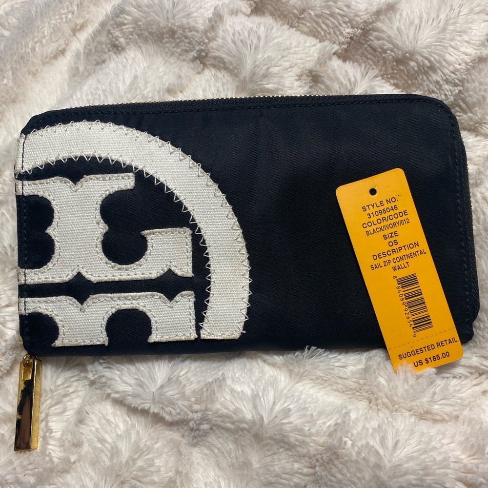 Tory Burch Sail Zip Continental Wallet